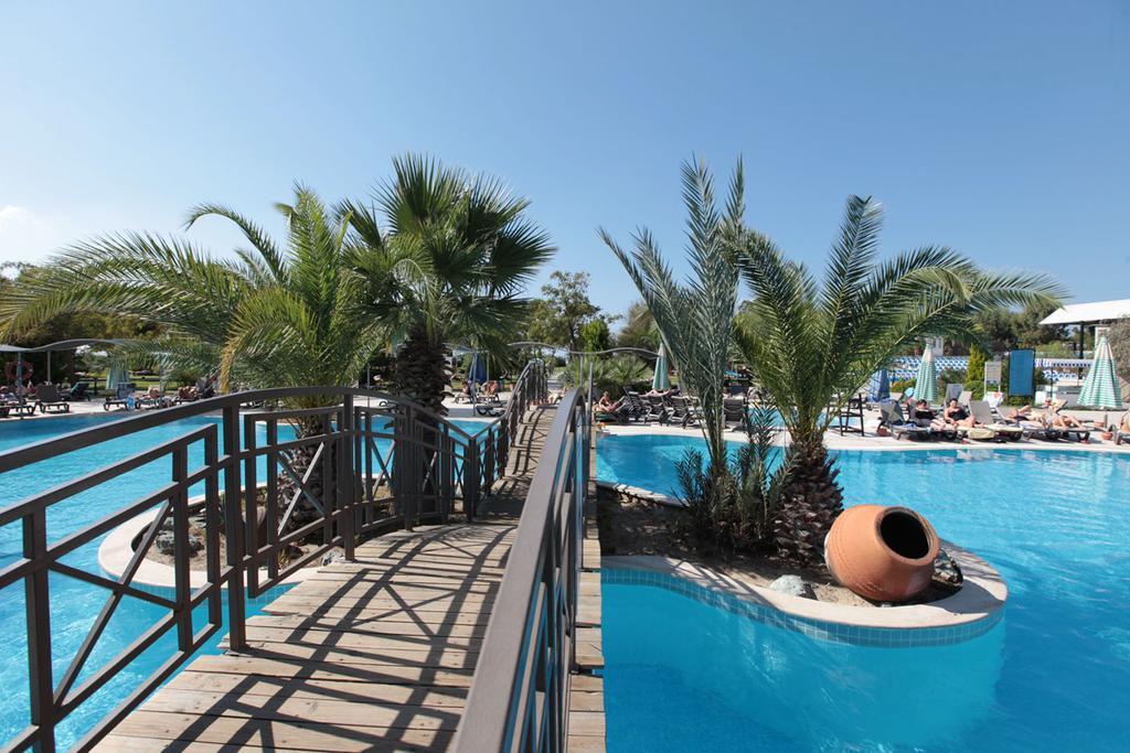 Club Yali Hotels & Resort Gumuldur Esterno foto